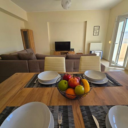Maria Beach Apartement In Korinth! 外观 照片