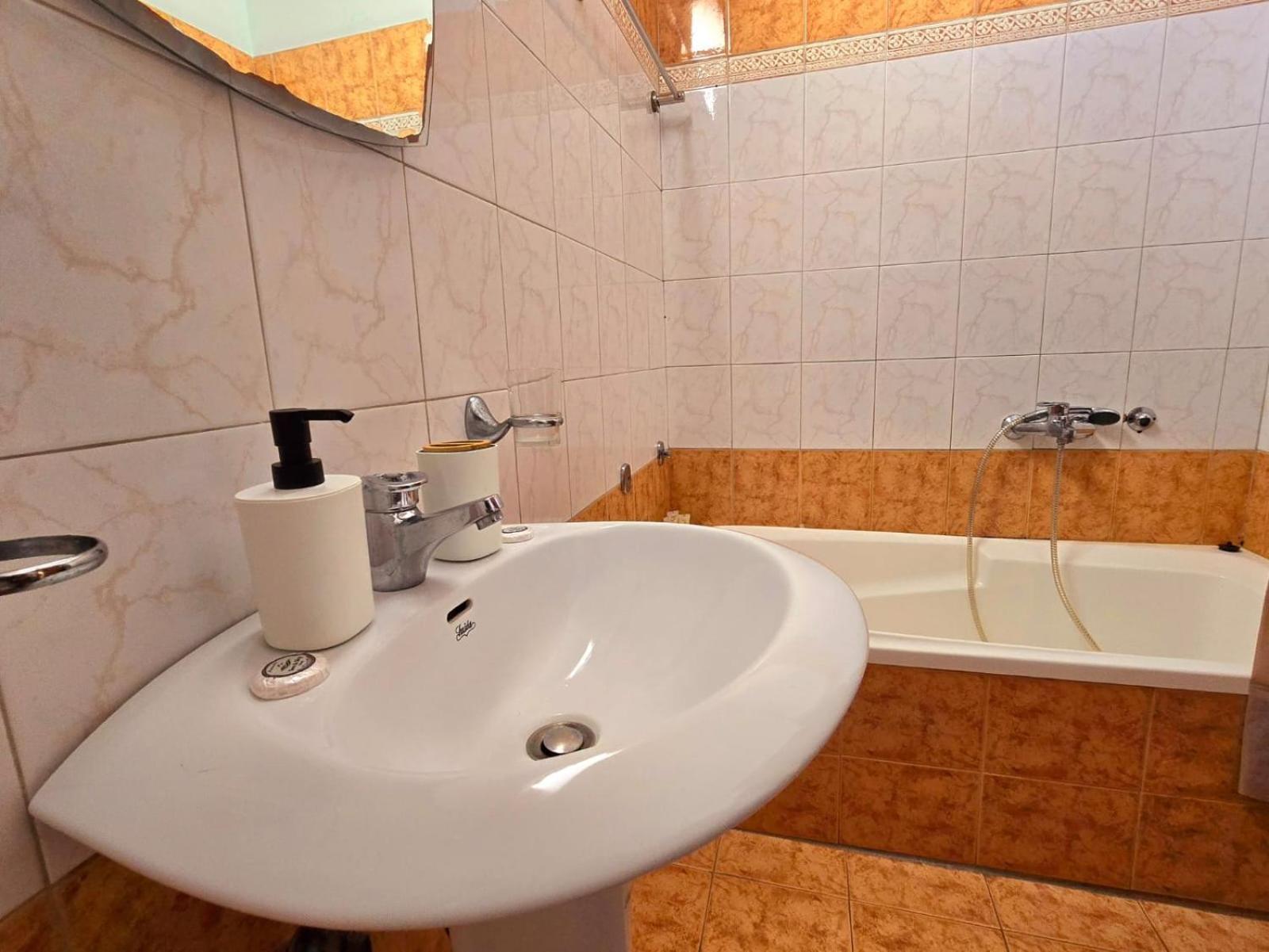 Maria Beach Apartement In Korinth! 外观 照片
